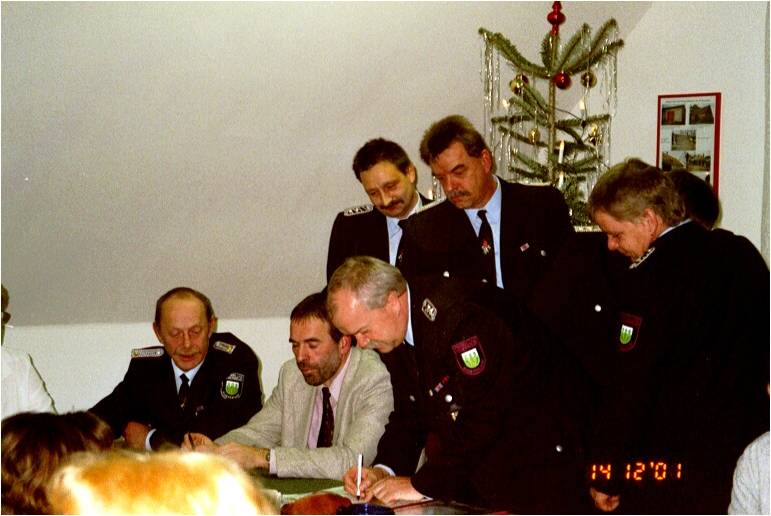 Gründung des Fördervereins der Freiwilligen Feuerwehr Klosterdorf im Dezember 2001