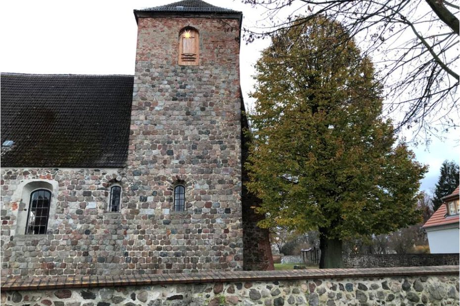 Kirche Klosterdorf Dezember 2020