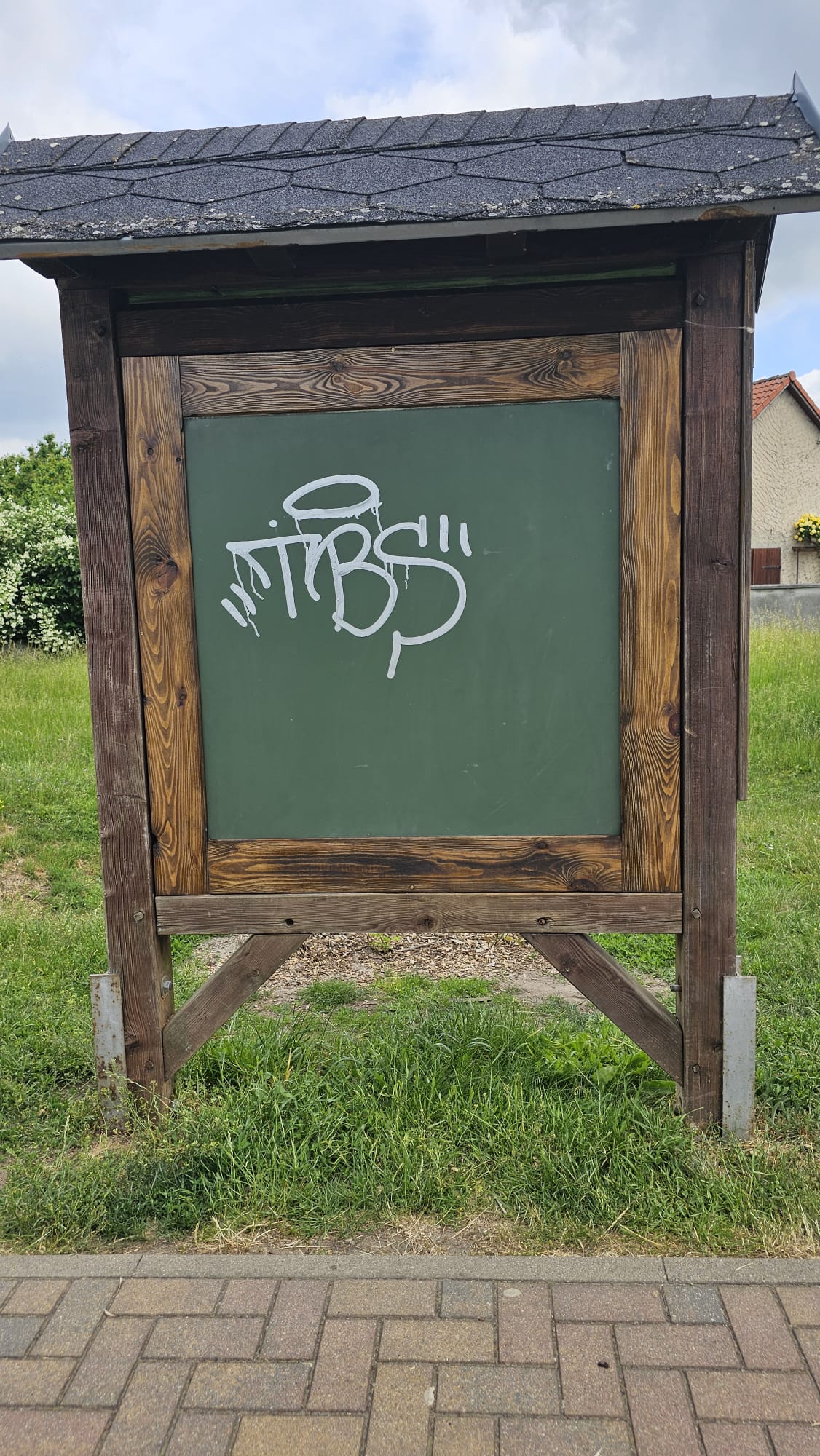 schmierereien-vereinstafel.jpg
